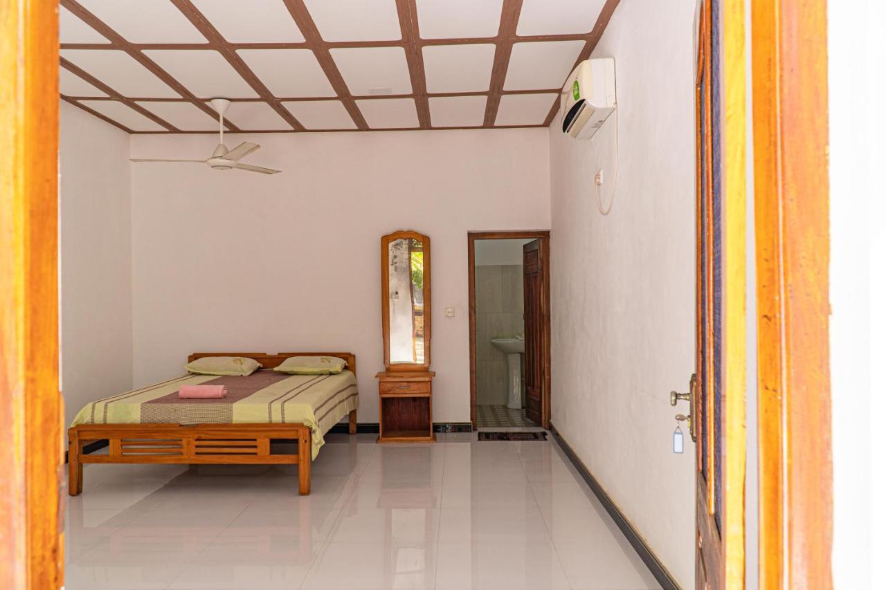 Surf & Yoga Arugam Bay Hotel Exterior photo