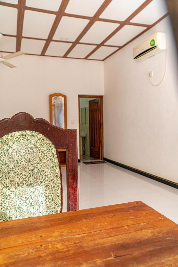 Surf & Yoga Arugam Bay Hotel Exterior photo